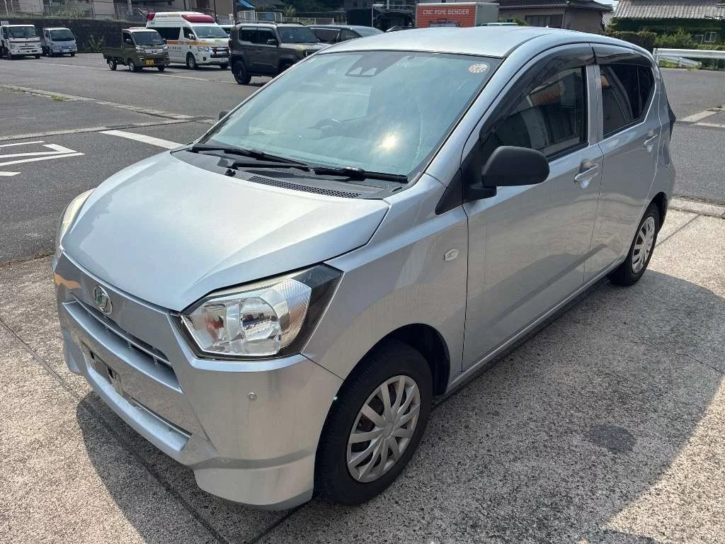 Daihatsu Mira e:S LA350S 2018